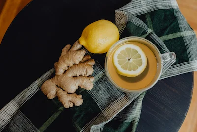 Ginger and Lemon Tea for Morning Sickness